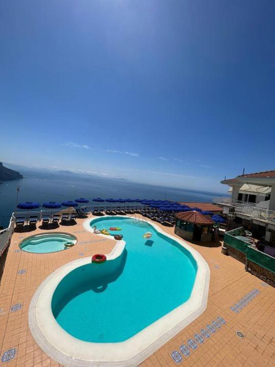 Casa Vacanza Diana Равело Екстериор снимка